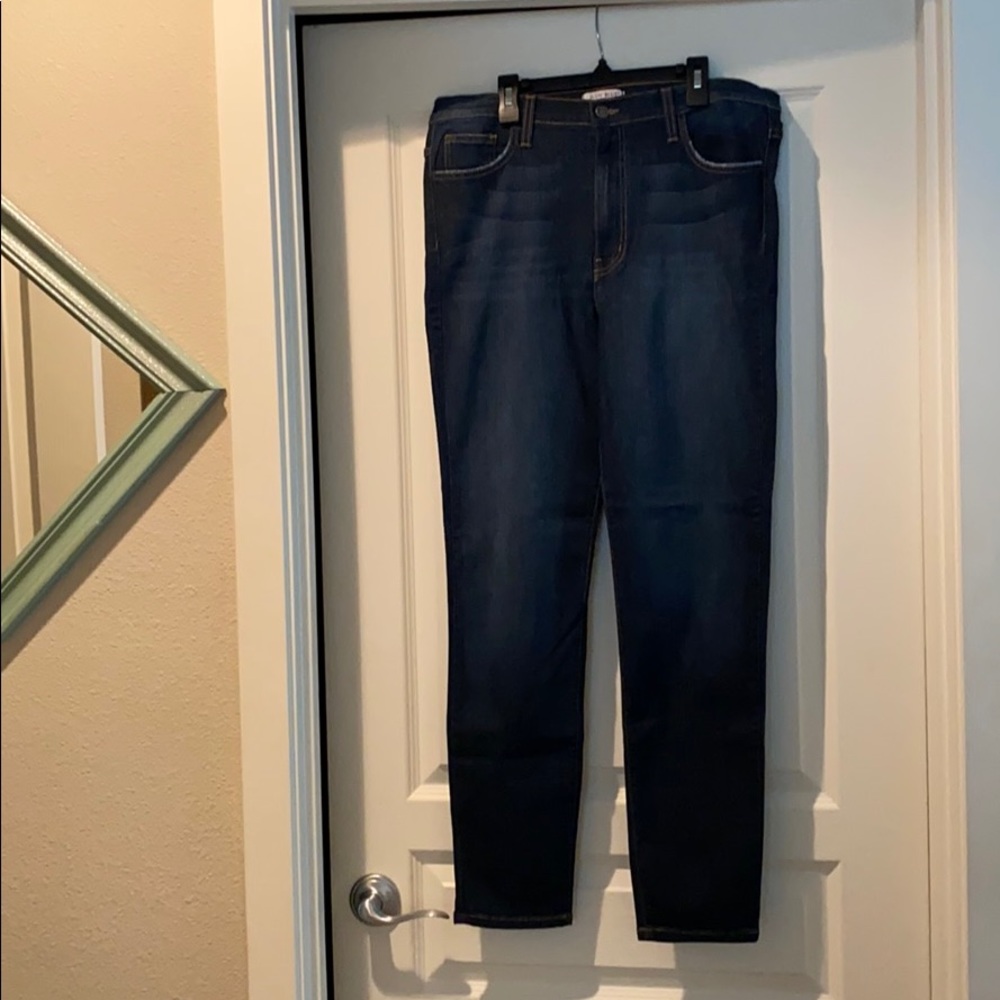 NWOT 1XL non-distressed Judy Blue Jeans